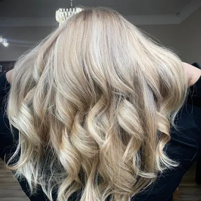 WU Fryzjerstwo Wioletta Urbanik&Lauraurbaniklashartist